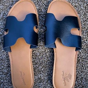 Women’s Black Sandals